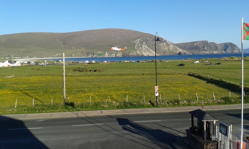 Achill West Coast House Bed & Breakfast Dooagh Exterior photo