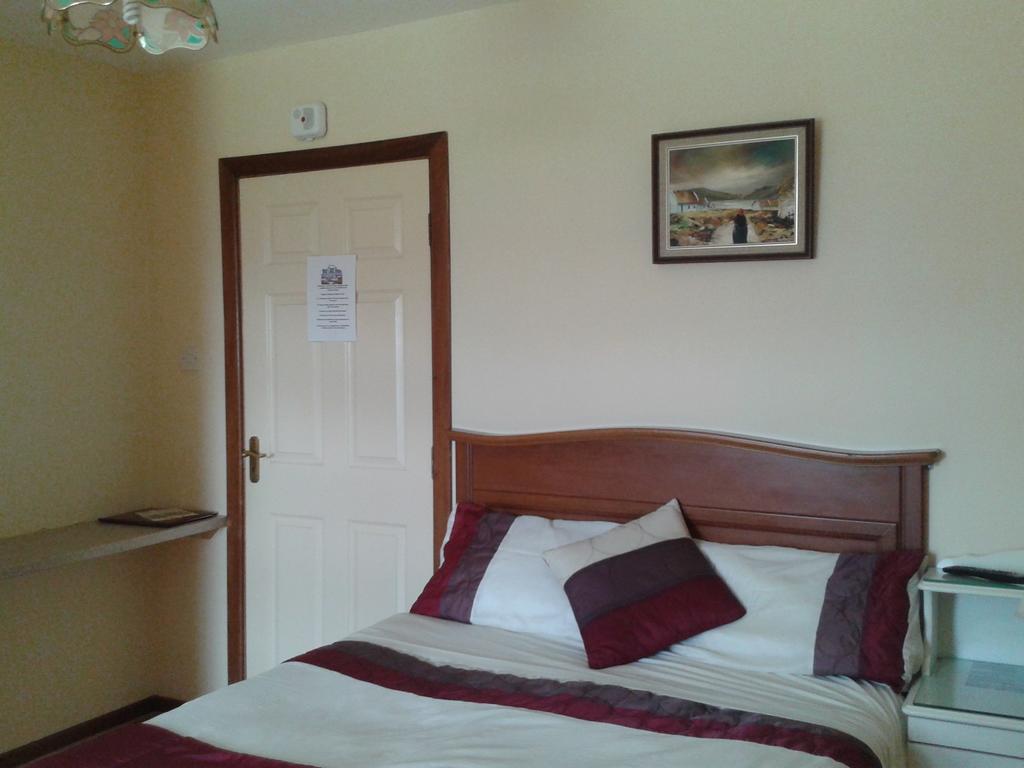 Achill West Coast House Bed & Breakfast Dooagh Exterior photo